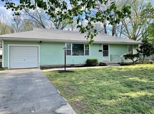 138 Hackberry St, Independence, KS 67301