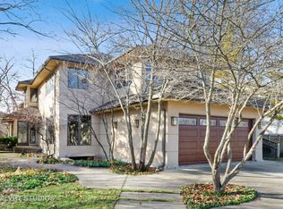 102 Winona Rd, Highland Park, IL 60035