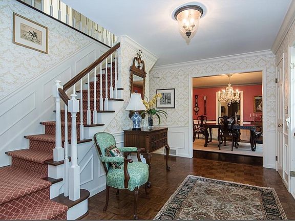 3rd image of 590 Coy Ln
