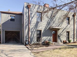 2421 Oxford St, Rockford, IL 61103