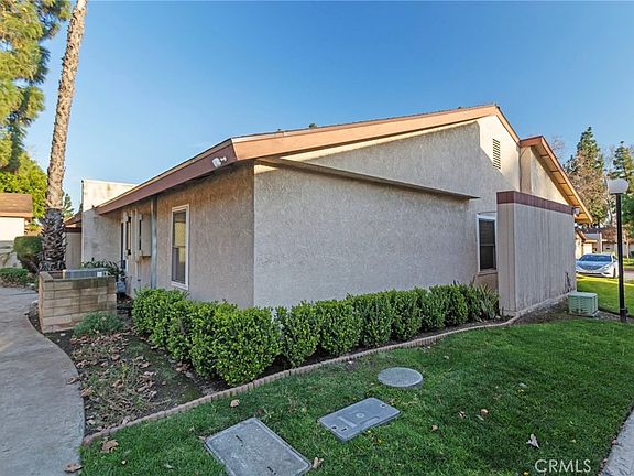 2nd image of 1443 Fredericks Ln