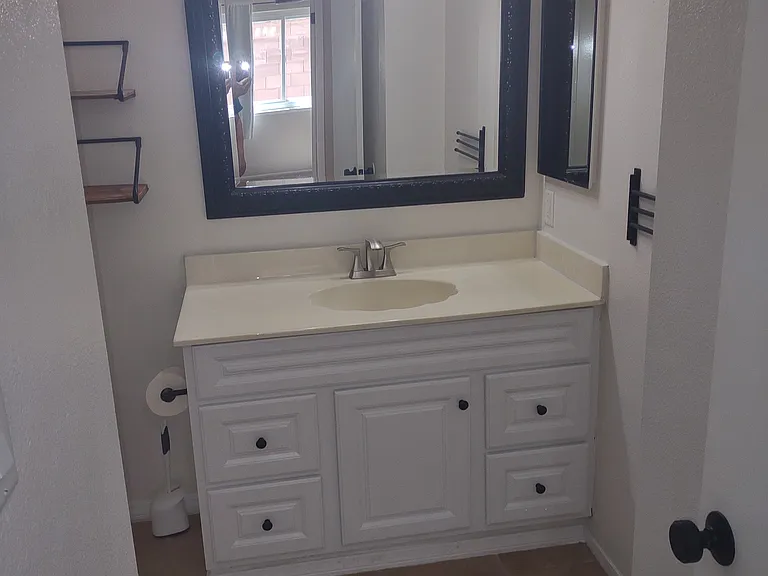 322 Esquina Dr — Photo 15