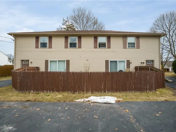 35 Morgan Ave, North Providence, RI 02911