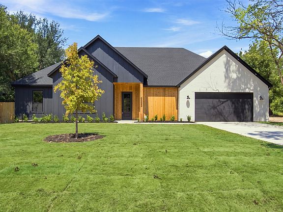 2nd image of 3023 Mallory Dr