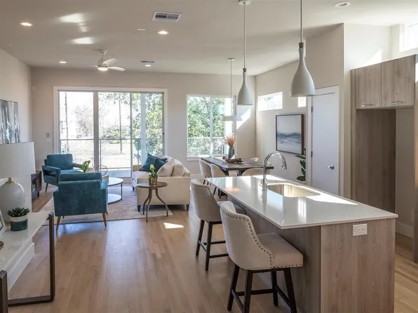 5215 Noble Street #A, Houston, TX 77020