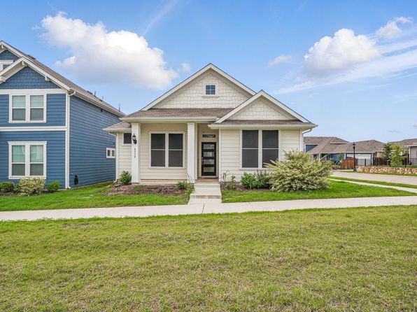 8338 Martinique Mews, Rowlett, TX 75089