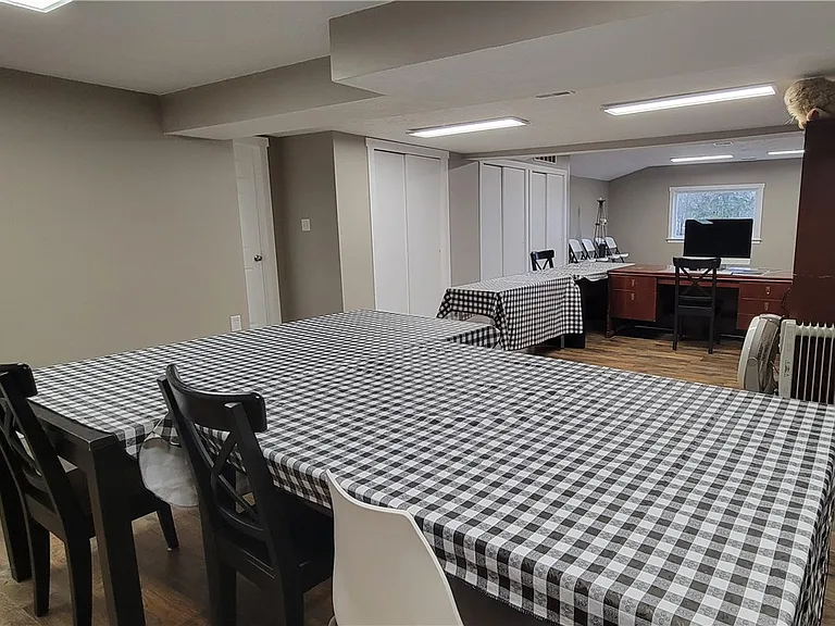 2413 Nicholson Rd — Photo 19