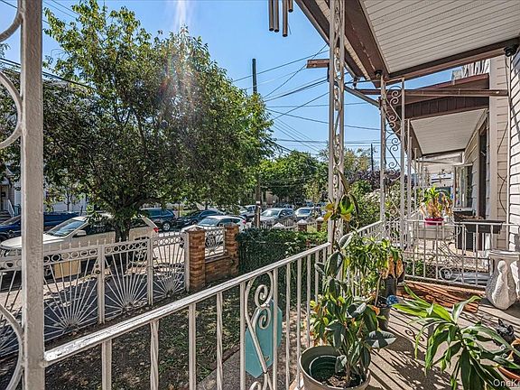 3rd image of 134 Logan Street