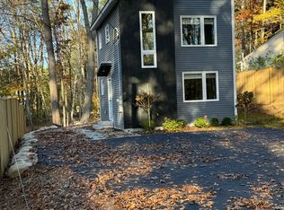 17 Page St, Kittery, ME 03904