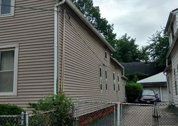 3rd image of 8712 Frederick Ave