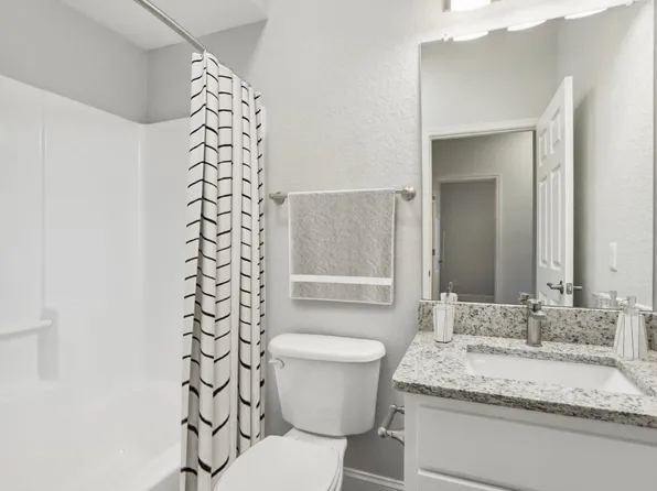 Waters Edge Apartments, 3625 New Jersey Rd, Lakeland, FL 33803