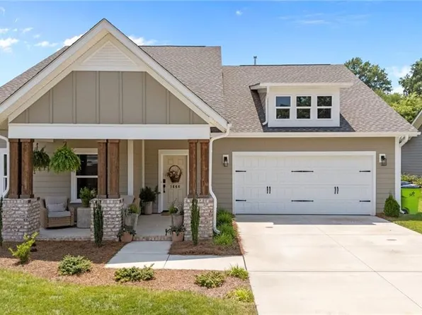 1668 Ashmead Ln, Clemmons, NC 27012