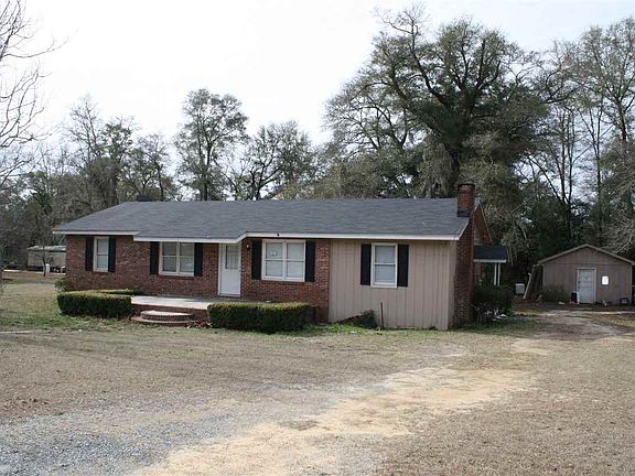 2nd image of 28 Gregory Dr