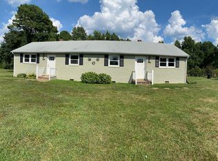 1954 Capeway Rd, Powhatan, VA 23139