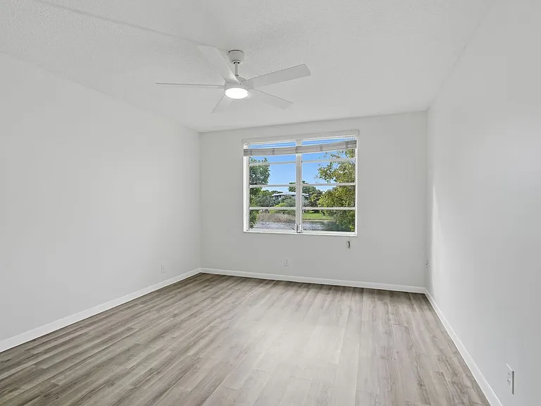 5335 NW 10th Ct #206 — Photo 5
