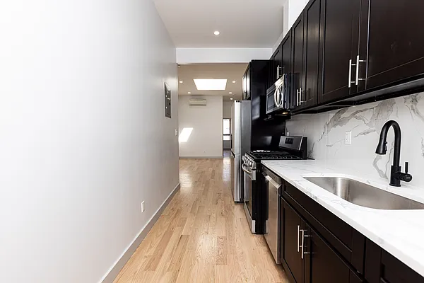 Rented by Compass | media 8