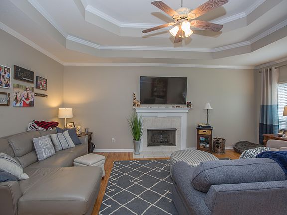 4th image of 8872 Faith Hill Ln