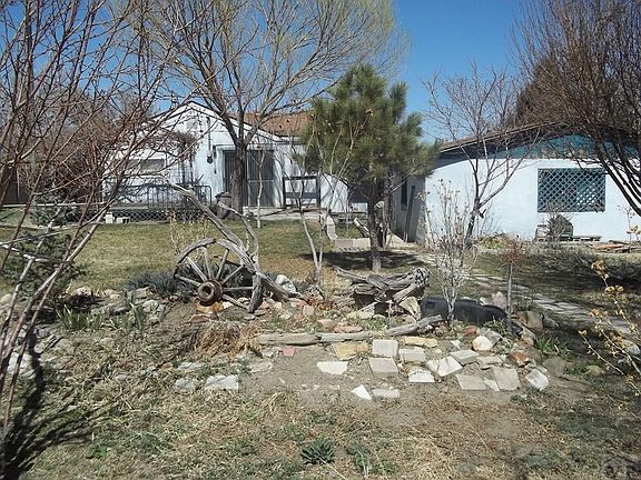 5th image of 2620 E 9th St