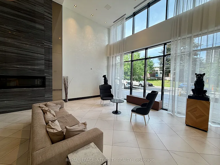 255 Bay St #910 — Photo 8