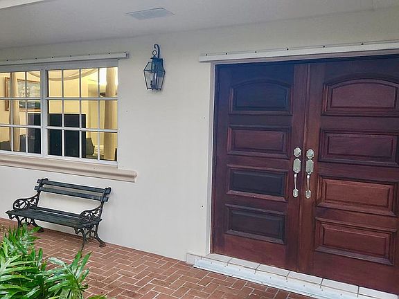 4th image of 6300 SW 110th St