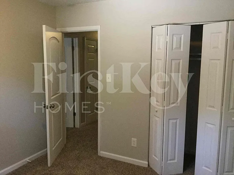 3844 Chimney Stone Ct — Photo 8