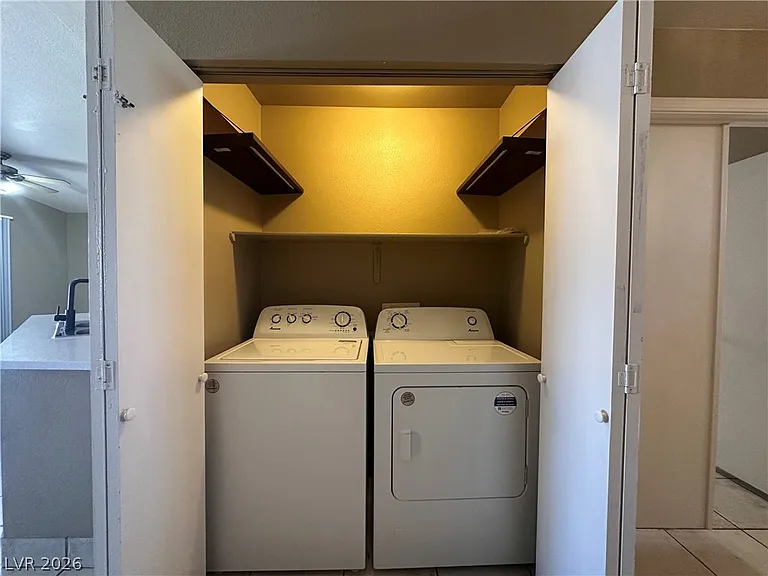 3732 Black Walnut Ave — Photo 12