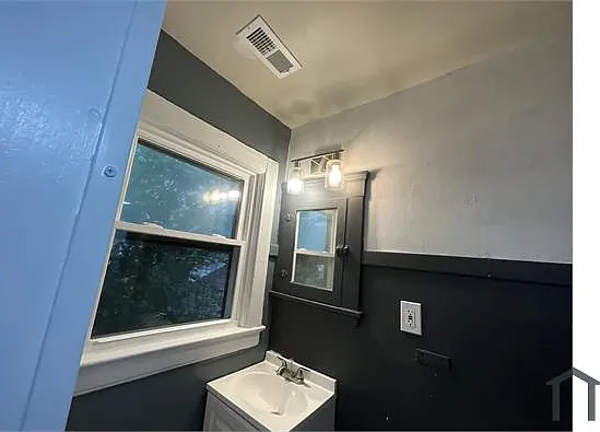 7608 Harvard Ave — Photo 46