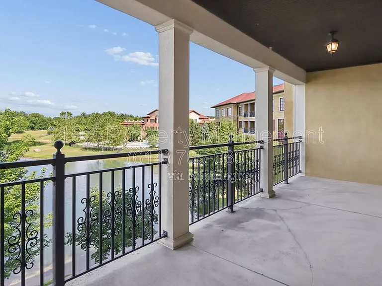 9045 Terrazza South Ct — Photo 27
