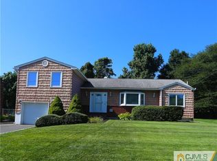 644 Holly Ln, North Brunswick, NJ 08902