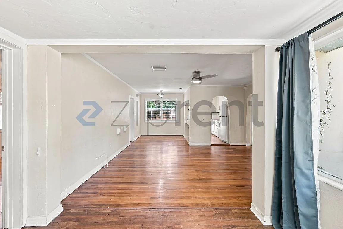 3 bed, 1570 sqft, $3,700 — Photo 4