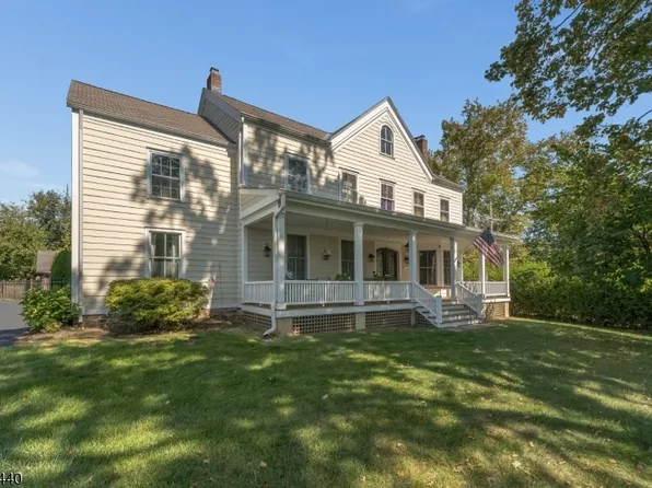 106 Brunswick Ave, Lebanon Boro, NJ 08833