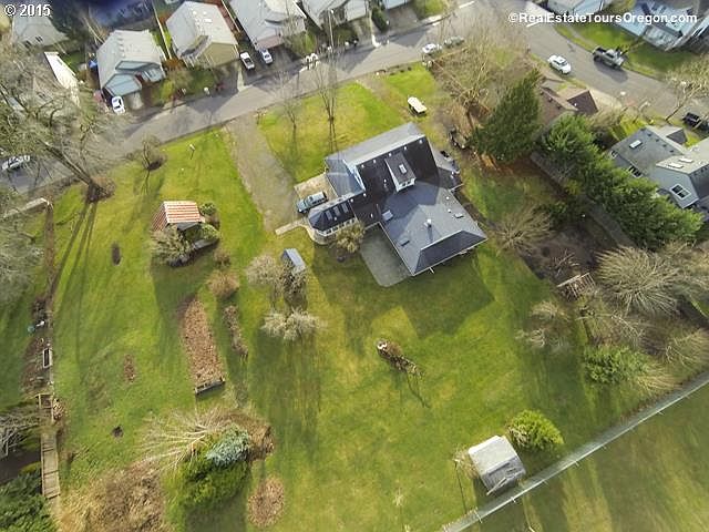 1st image of 6899 SE Borwick St