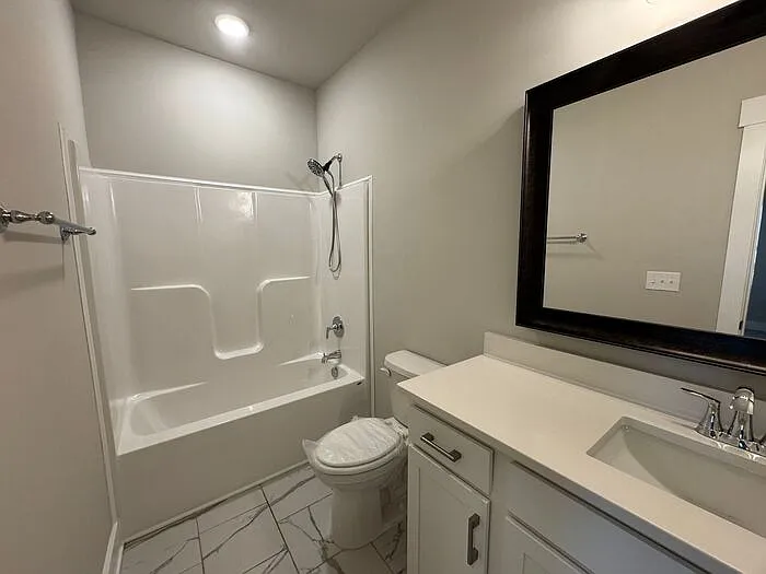 426 Tillane Park Cir — Photo 24