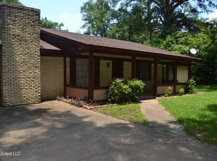 236 E Moon St, Ridgeland, MS 39157