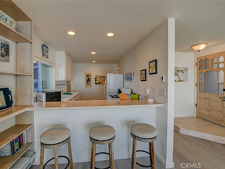 1021 Gaviota Dr — Photo 10