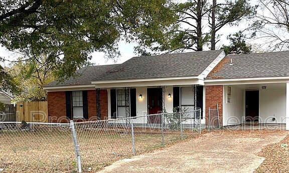 2nd image of 5297 Breckenwood Dr