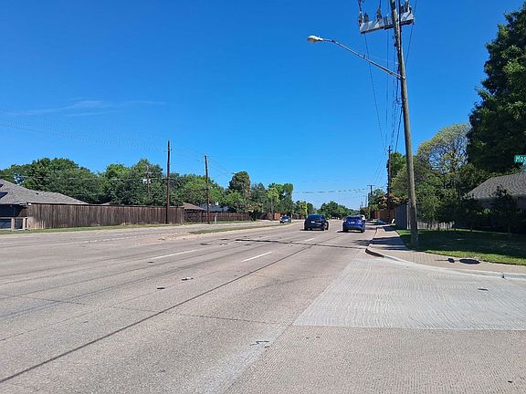 5th image of 8580 Abrams Rd