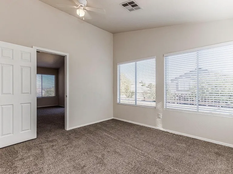 6809 S 39th Ln — Photo 26