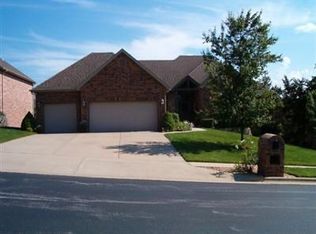 1082 W Sycamore St, Springfield, MO 65810