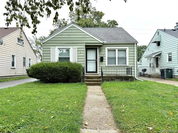 2330 Rowland Ave, Royal Oak, MI 48067
