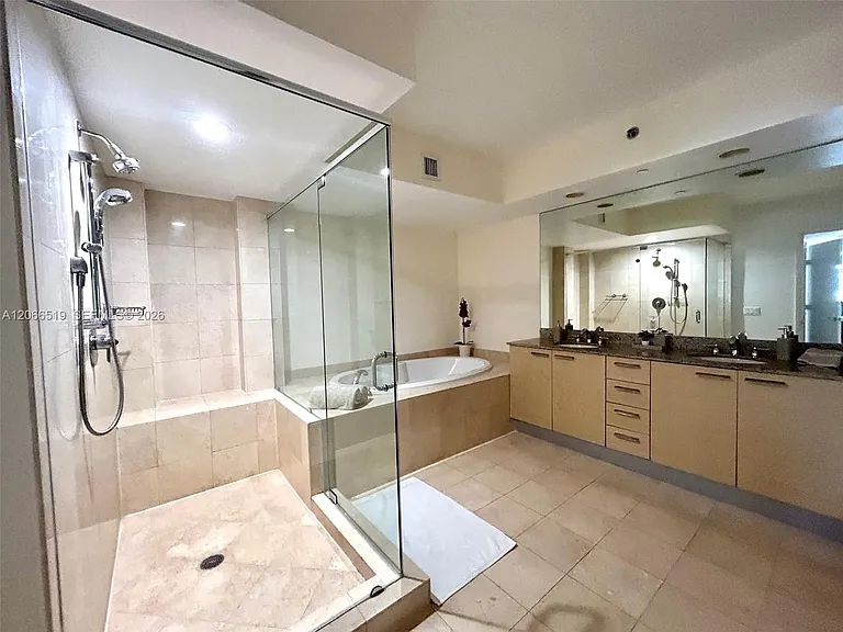 1830 S Ocean Dr #1711 — Photo 39