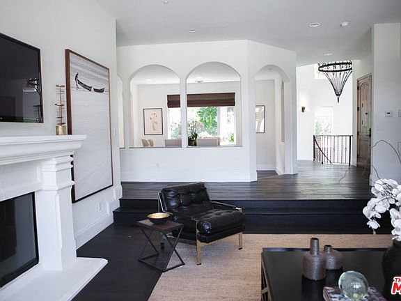 3rd image of 3692 Avenida Del Sol