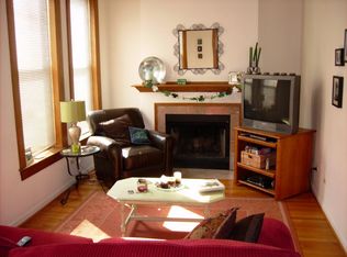 3758 N Damen Ave APT 2, Chicago, IL 60618