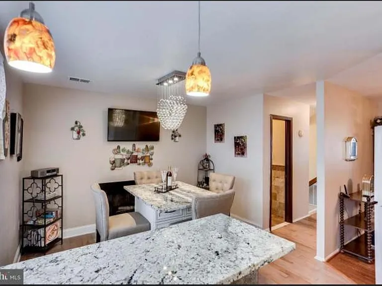 8723 Ridge Hollow Ct — Photo 8