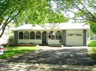 316 Prospect St, Dixon, IL 61021