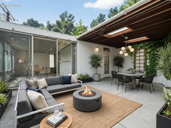 10441 Oletha Ln, Los Angeles, CA 90077