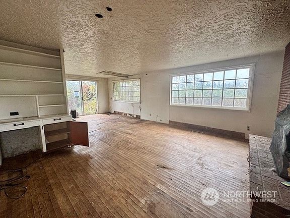 3rd image of 4416 NE 60th Street