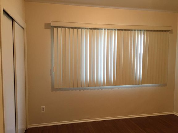 5th image of 22942 Lull St