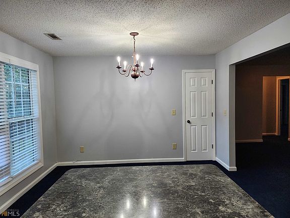 4th image of 1037 Village Dr