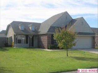 20340 E 44th St S, Broken Arrow, OK 74014